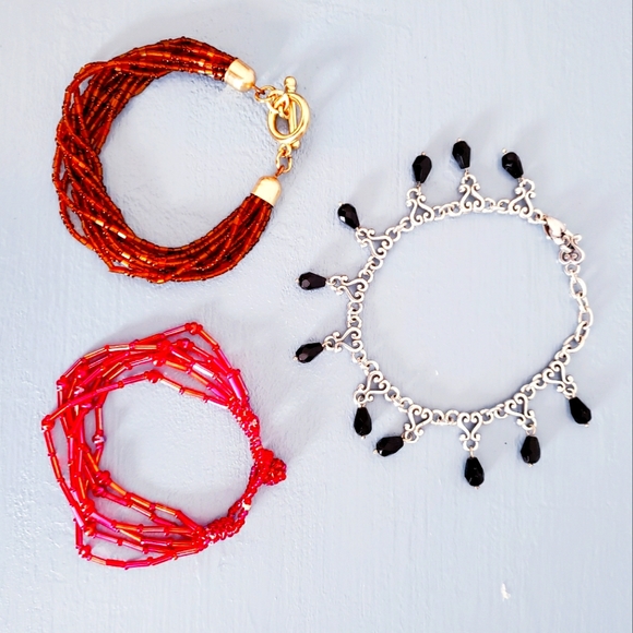 3 for 10 Bracelet Bundle - Picture 1 of 4